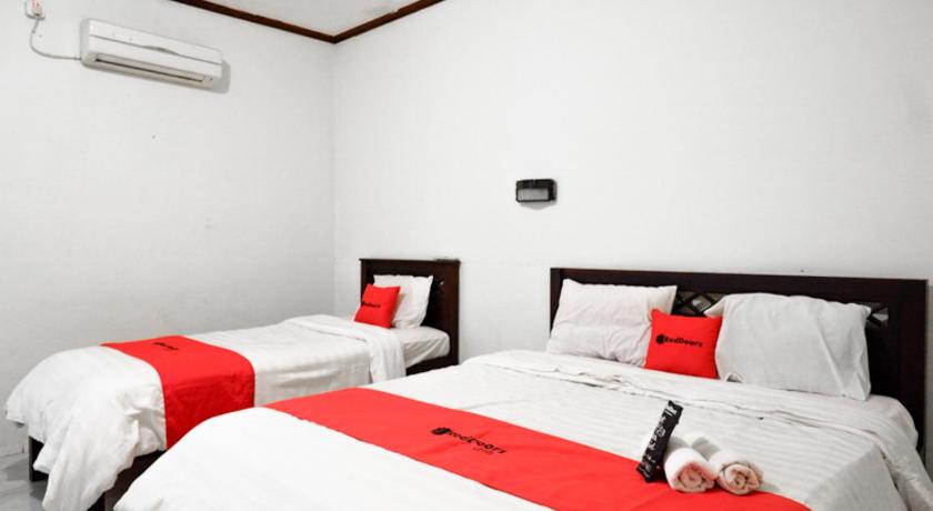 Image of Family Room 2