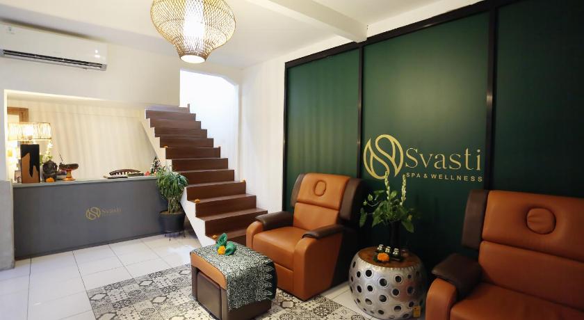 バリ The Reward Villas Kerobokan  5つ星 ホテル レストラン