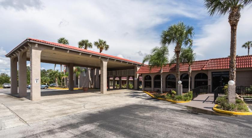 Motel 6-Spring Hill, FL - Weeki Wachee