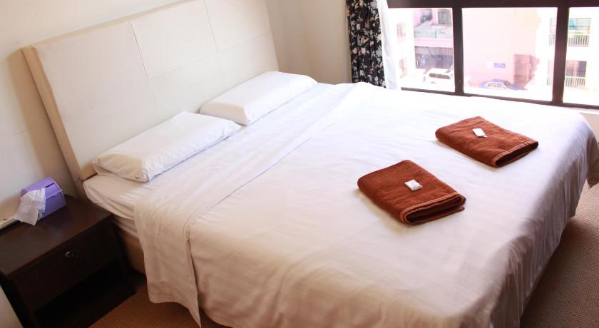 Marina Residence Suites @ Marina Court Resort Condominium photo