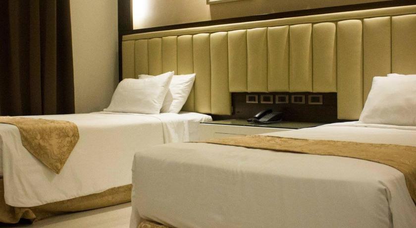 Image of Deluxe Twin Room - Non-Smoking 0