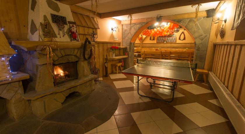 ポロニン Tatrzanski Dworek 3つ星 ホテル レストラン