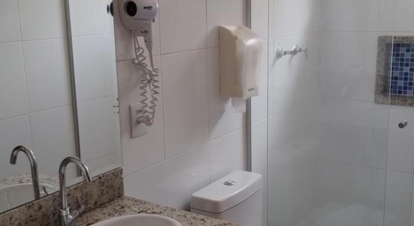 马里亚纳 Avenida Palace Hotel 1星级 酒店 泳池