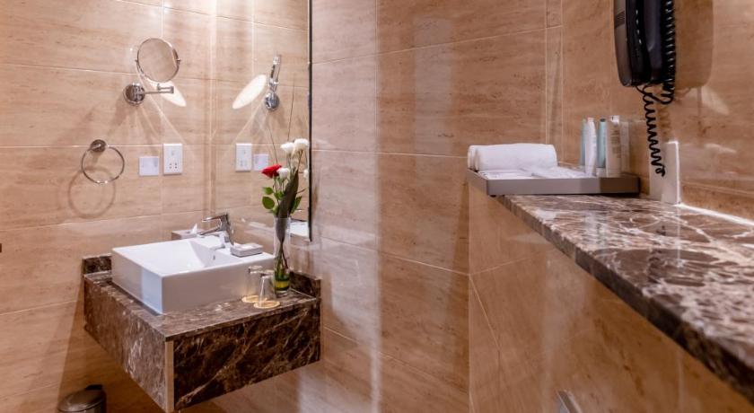 Image of One Bedroom Suite 6