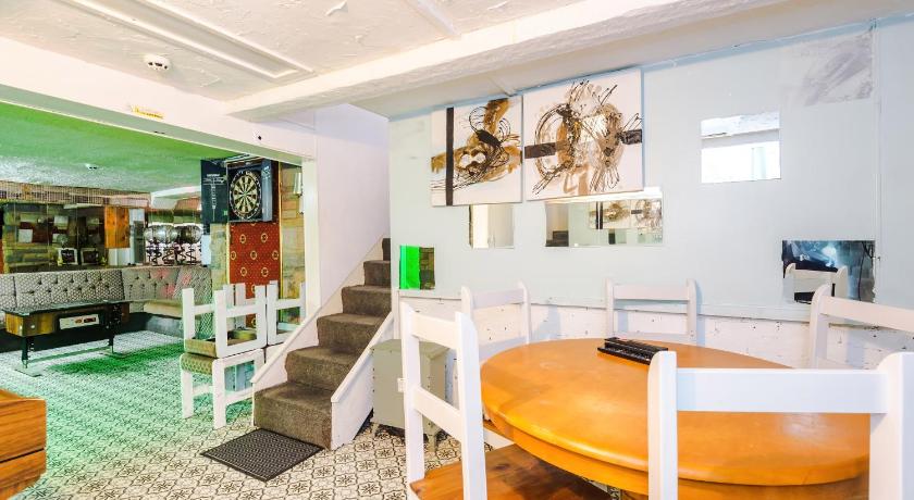 Derwent Holiday Hotel - image 4