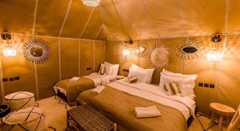 Lantern Luxury Camp