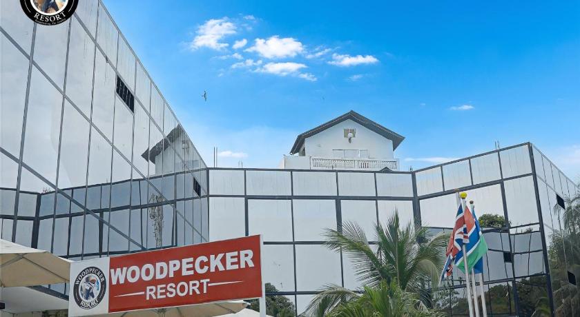 Woodpecker Resort Hotel
