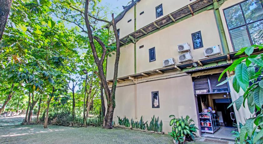 Hotel O Airport Guesthouse - image 6