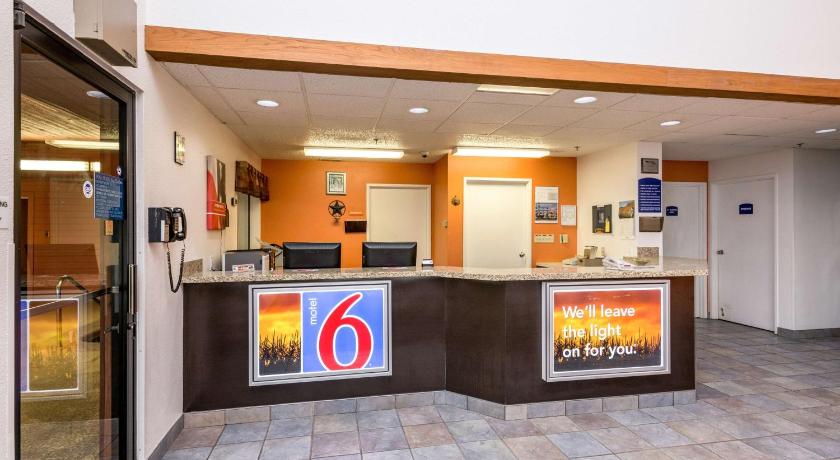 Motel 6-Waterloo, IA photo