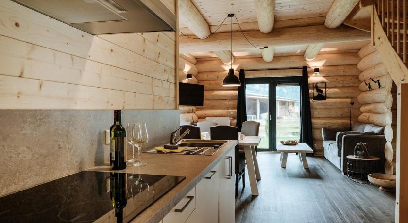Luxury Chalet near Ski Slopes