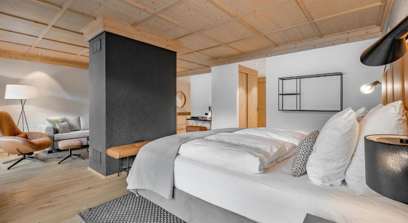 Image of Junior Suite South with Access to the Thermal Spa 3