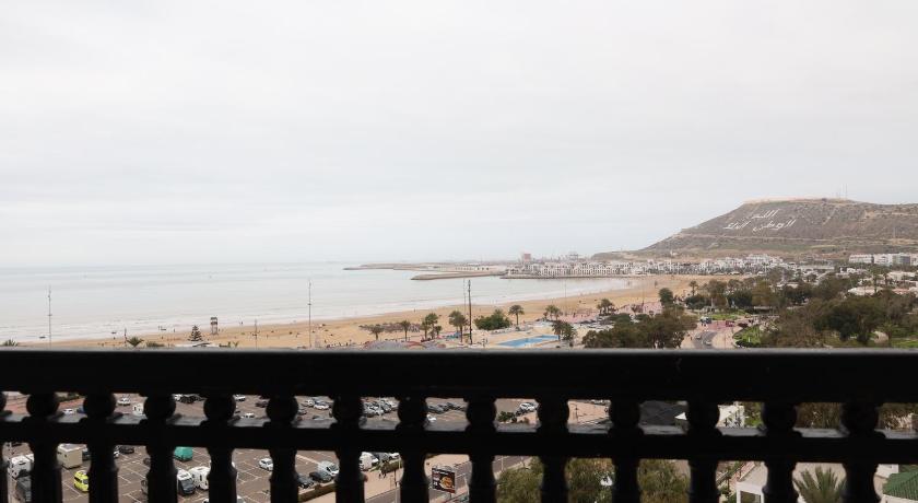 Image of Executive Sea View 13