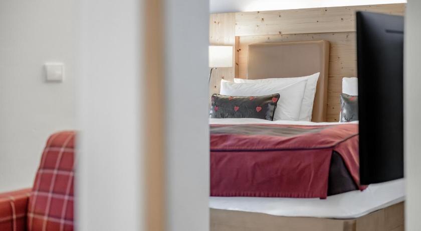 Image of Junior Suite with Access to the Thermal Spa 4