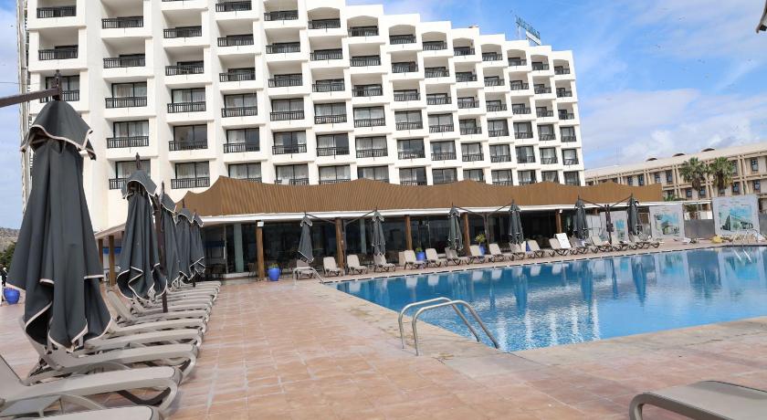 Image of Executive Pool View Room 6