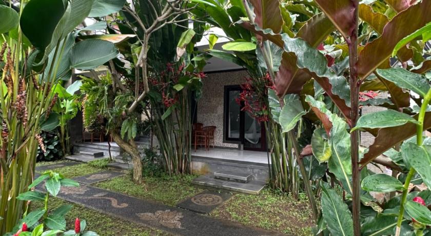 巴厘 Umah Belos 2星级 民宿 大堂