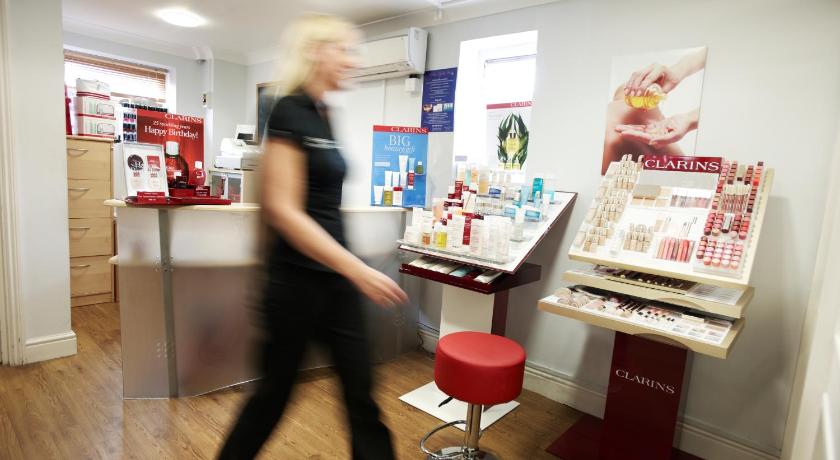 The Essex Golf & Country Club Hotel photo