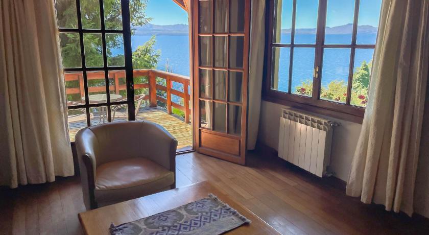 Image of Superior Bungalow 2