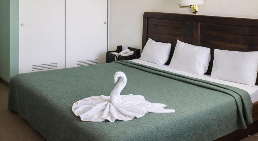Image of Standard Double Room 3