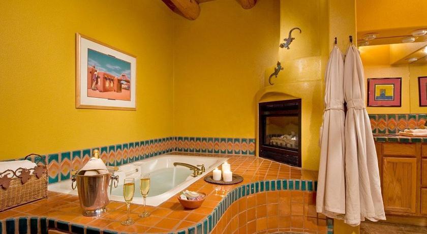 陶斯 Adobe and Pines Inn Bed and Breakfast 5星级 住宿 大堂
