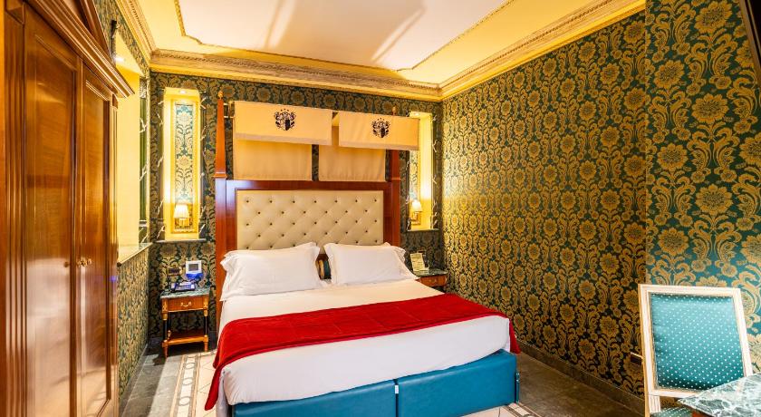 Image of Luxury Quadruple Room 9