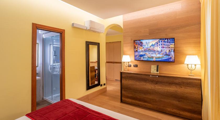 Image of Luxury Quadruple Room 8