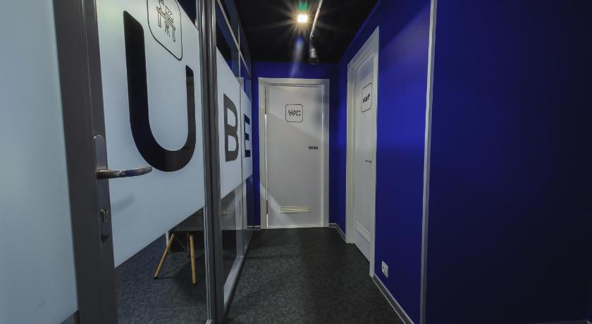 Capsule Hotel InterQUBE Bolshaya Polyanka photo