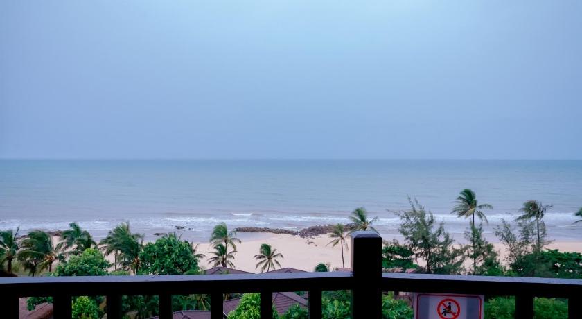 Immagine di Camera Familiare con Vista Mare (Family Room with Sea View) 1