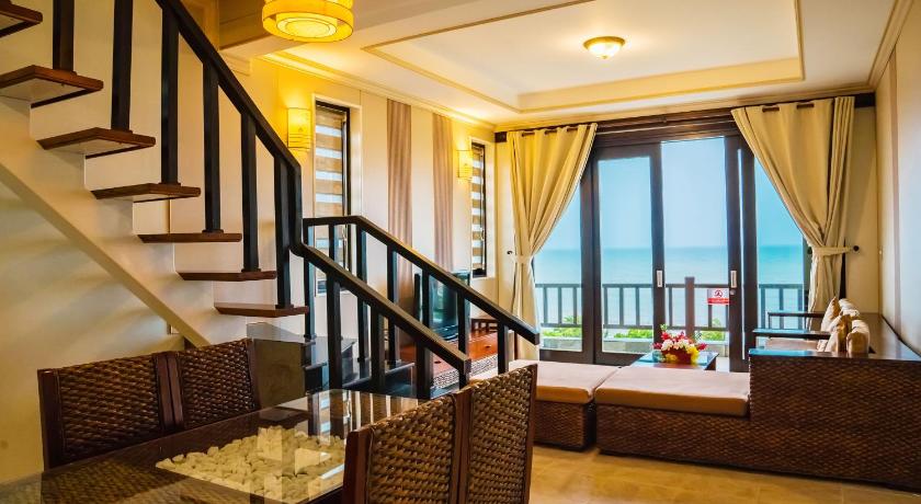 Immagine di Camera Familiare con Vista Mare (Family Room with Sea View) 6