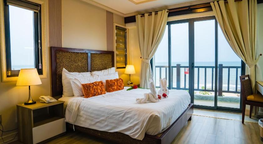 Immagine di Camera Familiare con Vista Mare (Family Room with Sea View) 3