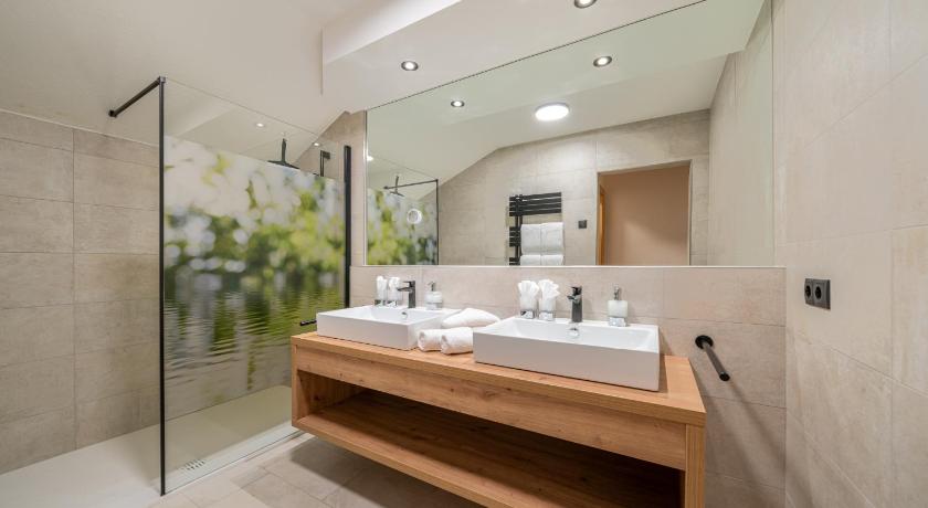 ザンクト・レオンハルト・イム・ピッツタール Hotel Mittagskogel Pitztal 4つ星 ホテル レストラン