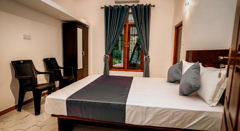 Raam Villa Uppuveli - image 10