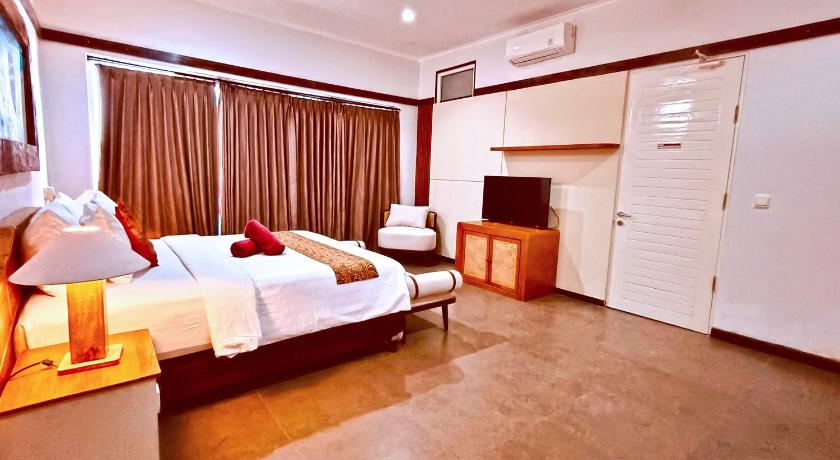 Image of Pool Deluxe Double Room 16