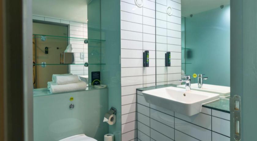 Image of Standard Room 2