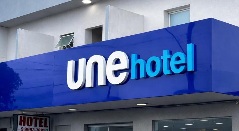Une Hotel