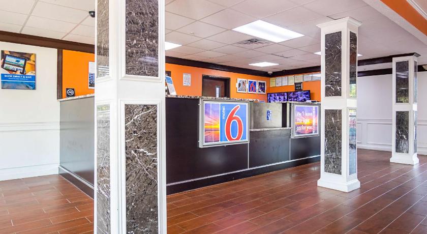 Motel 6-Jonesboro, GA