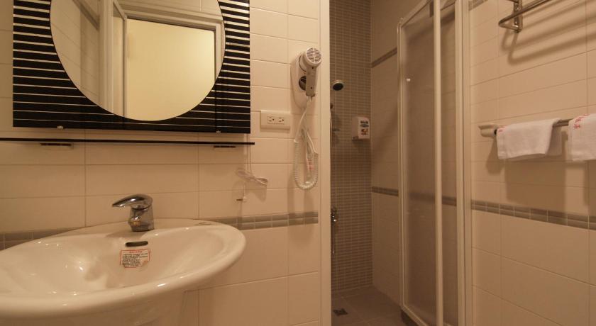 Image of Standard Double Room 4