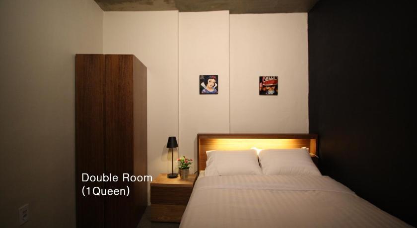 Image of Double Room 9