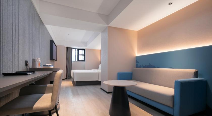 Atour Light Hotel Wuhan Jiangtan Jianghan Road Pedestrian Street - image 26