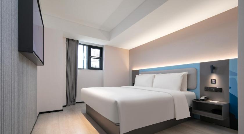 Atour Light Hotel Wuhan Jiangtan Jianghan Road Pedestrian Street - image 22