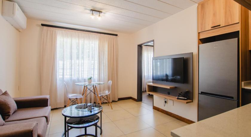 Melrose Corner Self-Catering Hotel Apartments - image 13