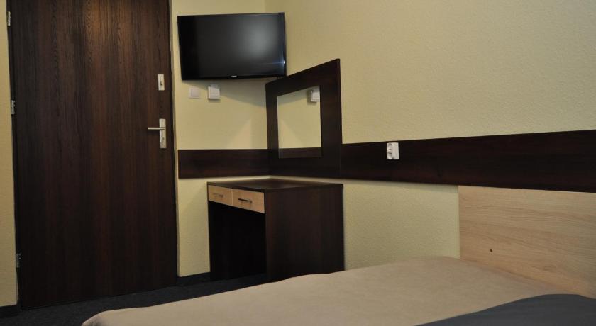 Pass Hotel photo