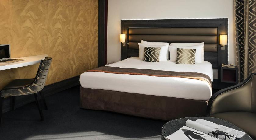 Image of Superior Suite with One King Bed 0