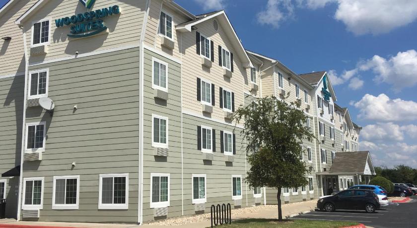 More about WoodSpring Suites Dickinson