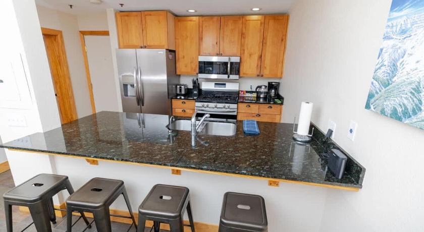 커크우드 (CA) The Meadows - 2 Bdrm Family Condo in Kirkwood 4성급 숙소 레스토랑