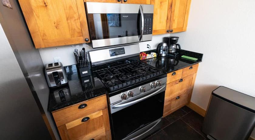 커크우드 (CA) The Meadows - 2 Bdrm Family Condo in Kirkwood 4성급 숙소 스위트룸