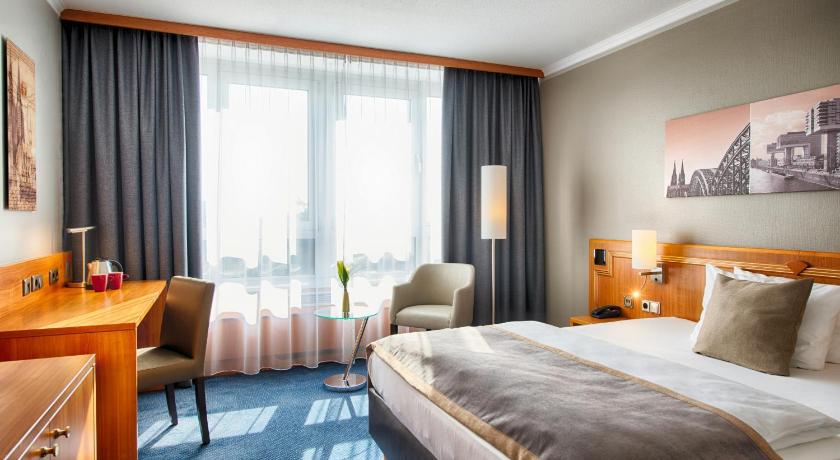 Leonardo Hotel Koln Airport