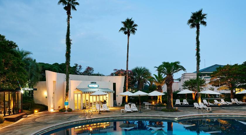 제주 스위트 호텔 제주 (The Suites Hotel Jeju) 4성급 호텔 전망