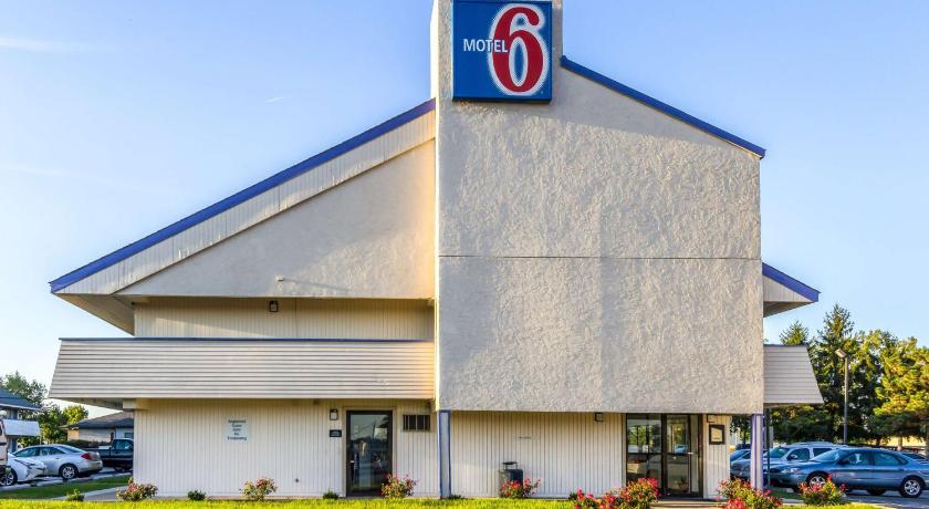 Motel 6-Grove City, OH