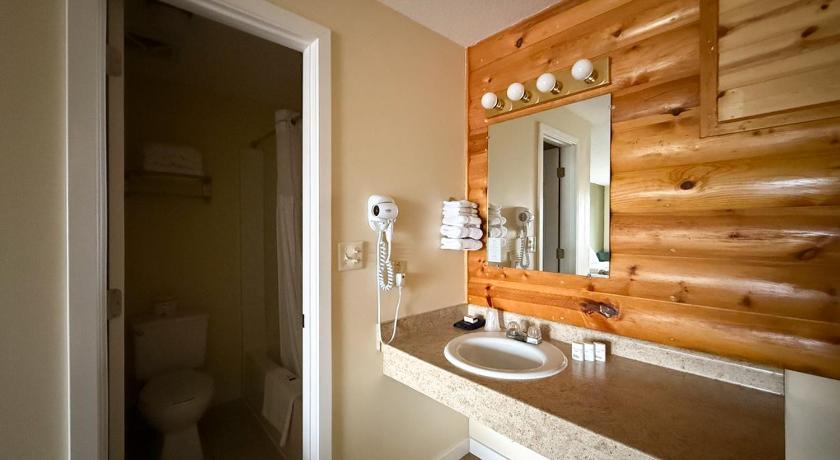 그랜츠버그 The Trail Inn - Grantsburg, WI - 703 WI-70 5성급 숙소 스위트룸