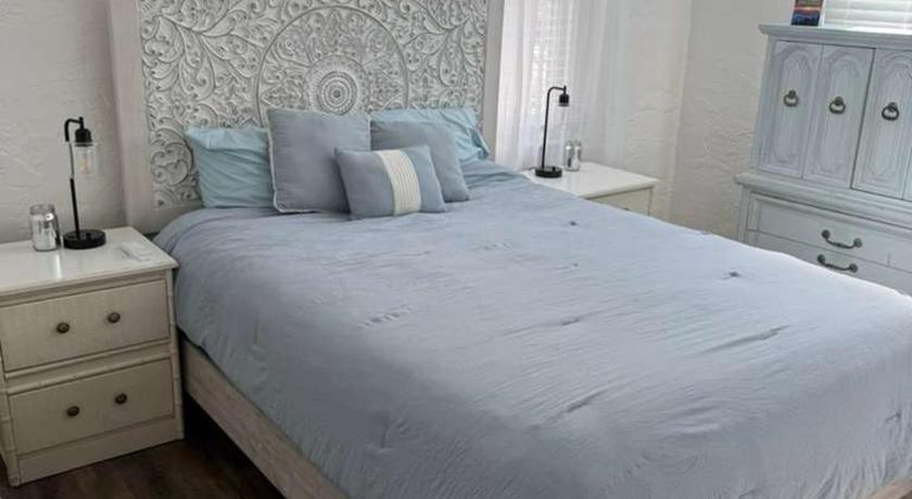 브룩스빌 (FL) 2 bedroom, 1 bath in Downtown Brooksville 2성급 숙소 객실